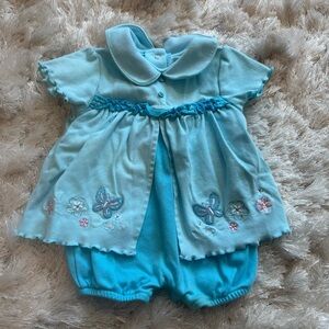 100% Cotton Vintage Okie Dokie Blue Butterfly Floral Ruffle Embroidered Outfit